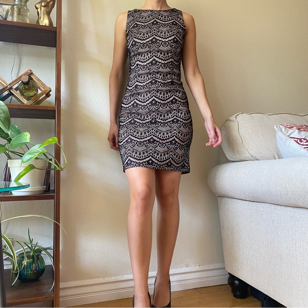 GUESS lace bodycon cocktail dress sz 0